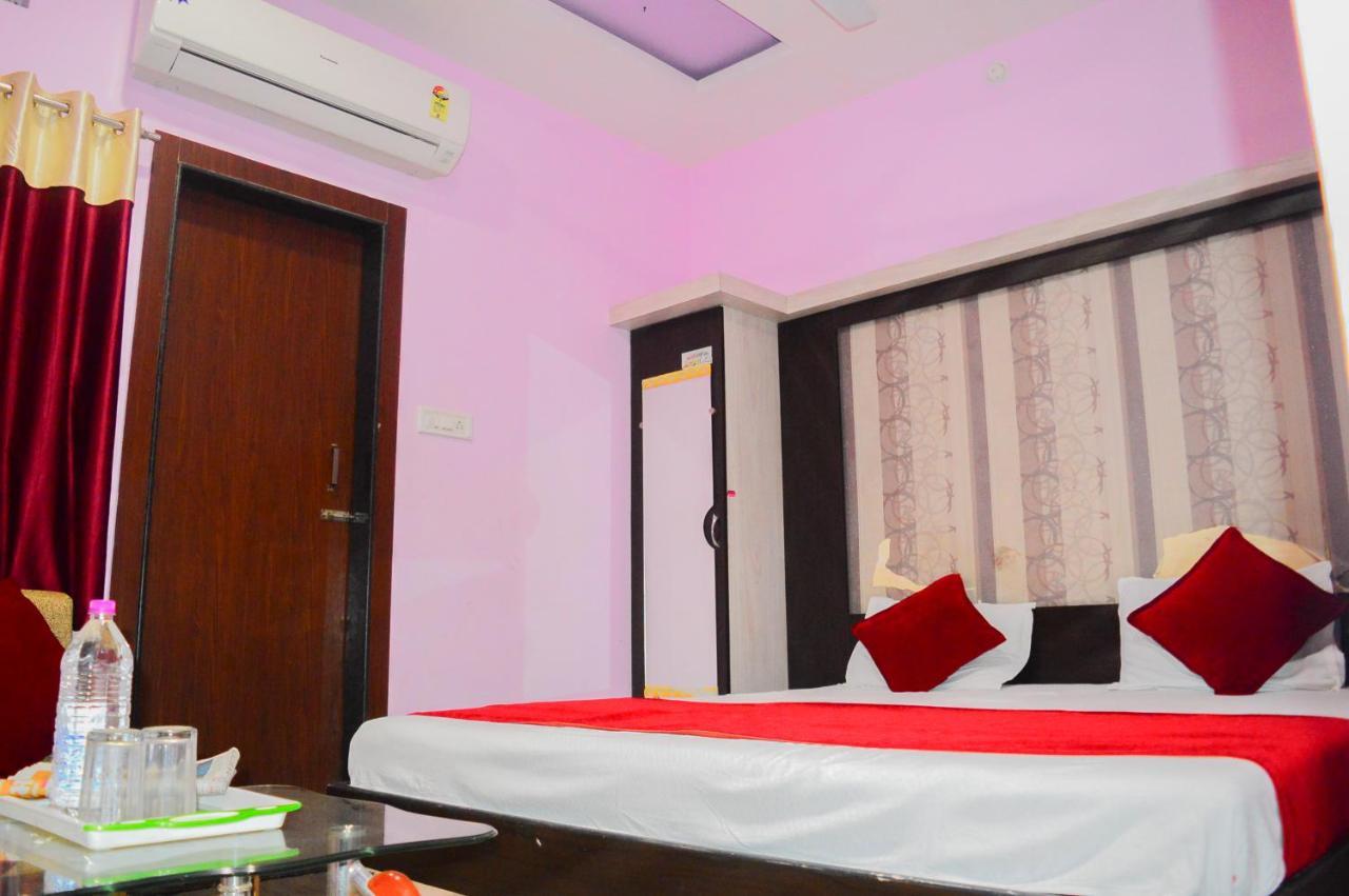 Hotel Royal Palace - 150 Meters From Mahakal Temple Ujjain Extérieur photo